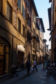 Via Fillungo, Lucca’s shopping street