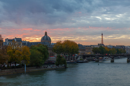 The western end of Île de la Cité, Institut de France and Pont