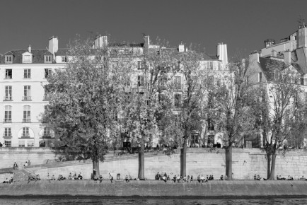 The southern side of Île Saint-Louis, Paris