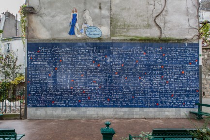 Le mur des je t'aime - "I Love You" wall, Montmartre, Paris